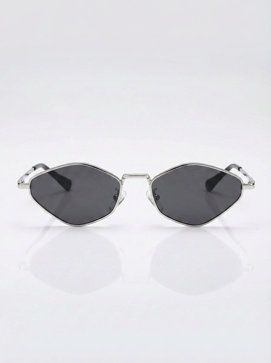 Trendy Diamond-Shaped Sunglasses