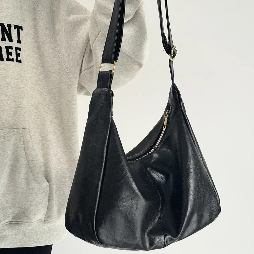 Avielle Slouch Shoulder Bag